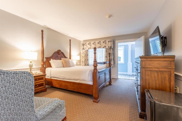 Dan'l Webster Inn and Spa image 6